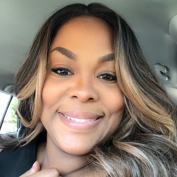 Meet the Posher Other - Meet your Posher, Adrianne